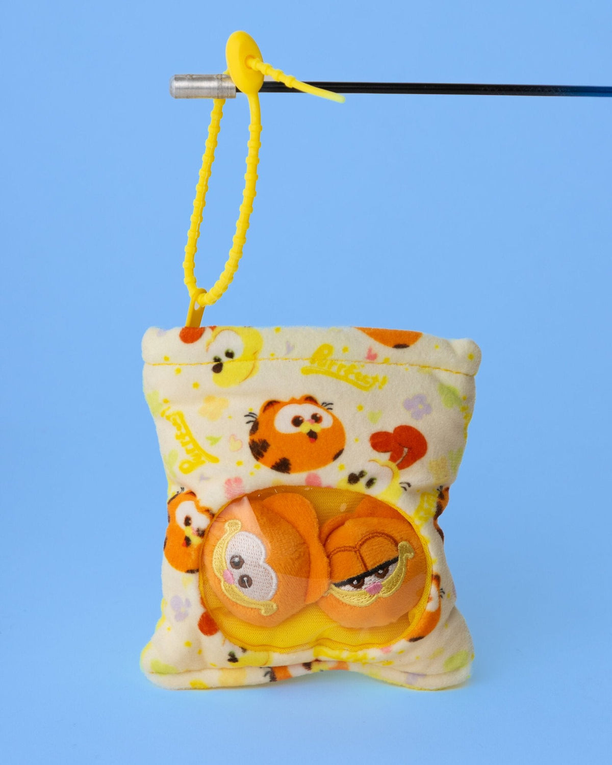 Garfiled v2 Pouch Plushie Keychain